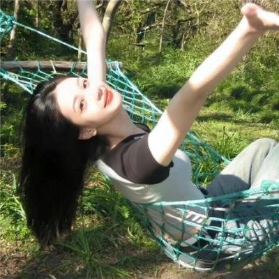 然后,她找到了我